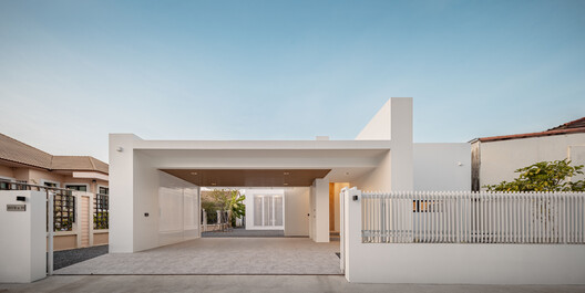 Phimai Residence / Studio Bewell - Image 19 of 22
