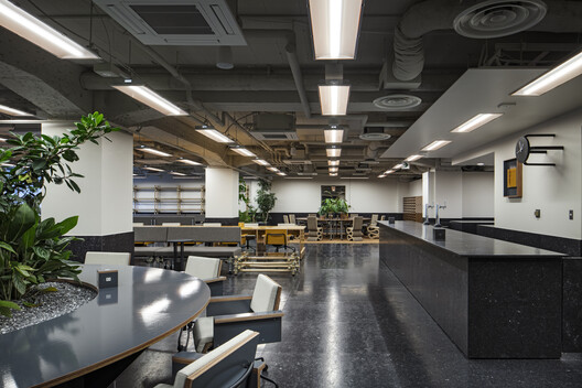 0 Club Coworking Space / DDAA - Interior Photography, Kitchen, Lighting, Chair, Glass
