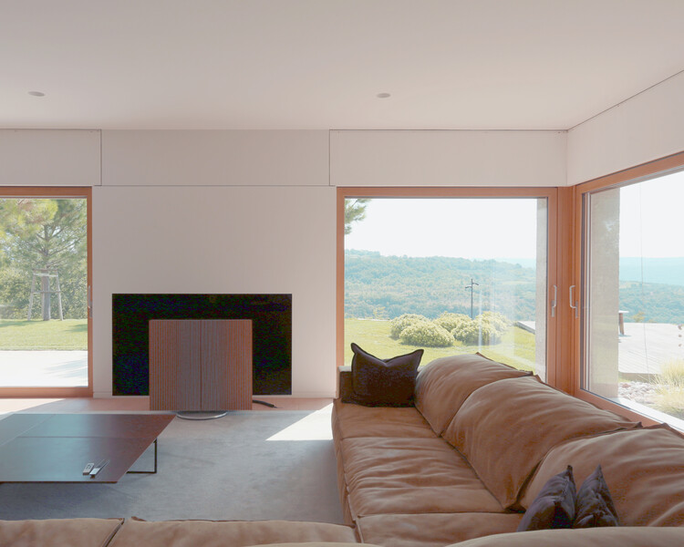 Casa com Pavilhão / Arhitekti Počivašek Petranovič - Imagem 3 de 22