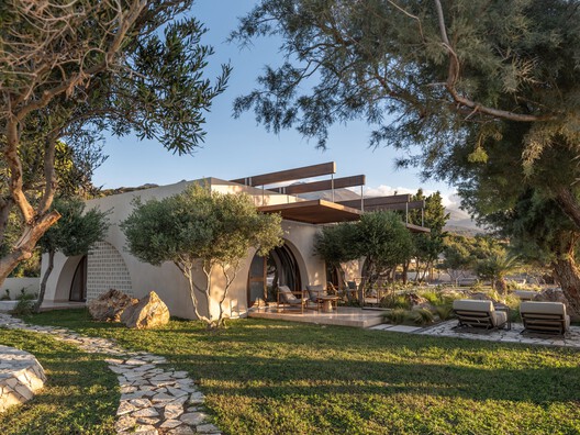 The Echo of the Sea Holiday Home / Entopos Architects - Exterior Photography, Garden