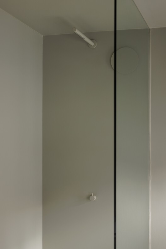 House WBVD / BASIL architecture - Interior Photography, Bathroom, Glass