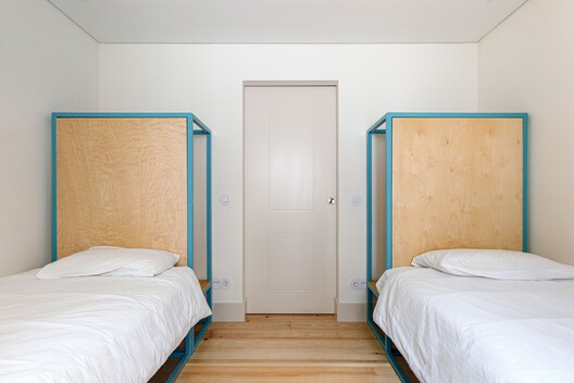 University Residences | Núcleo A e Núcleo B  / Madalena Pereira Arquitectura - Interior Photography, Bedroom, Wood, Bed