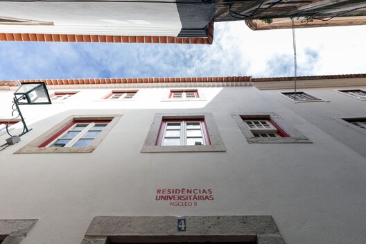 University Residences | Núcleo A e Núcleo B  / Madalena Pereira Arquitectura - Image 10 of 31