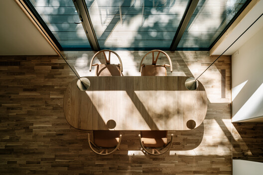 Casa ao Pé do Monte Asama / norari works - Fotografia de Interiores, Madeira, Cadeira