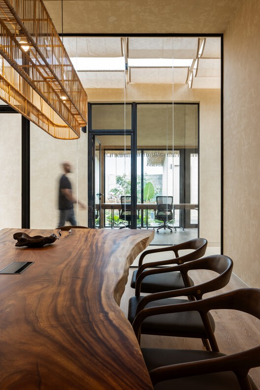 Office Elements of Nature / Source Architecture - Interior Photography, Wood, Table, Chair