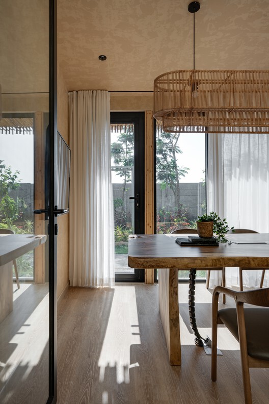 Office Elements of Nature / Source Architecture - Interior Photography, Wood, Table, Lighting, Chair