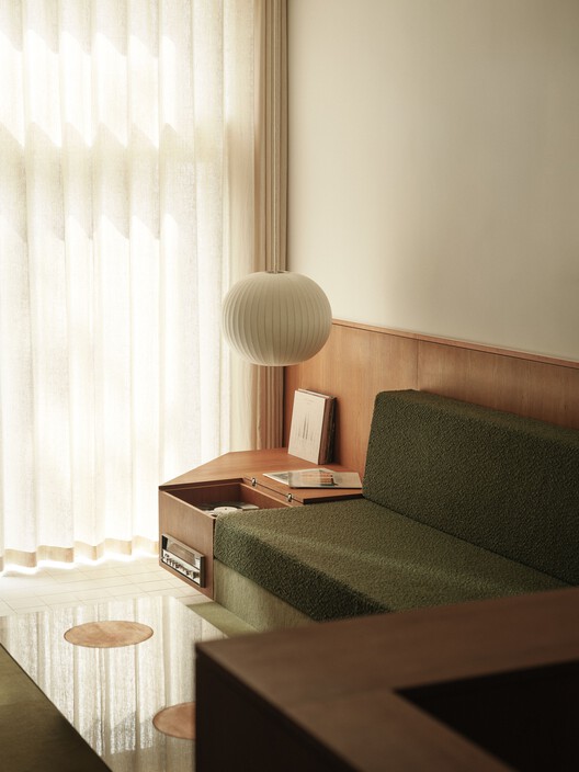 Pine Heath Townhouse / Studio Hagen Hall - Interior Photography, Wood, Lighting