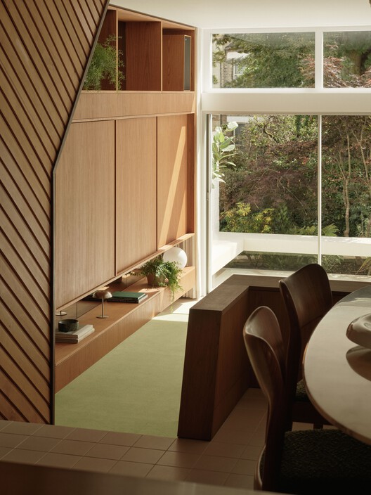 Pine Heath Townhouse / Studio Hagen Hall - Interior Photography, Wood