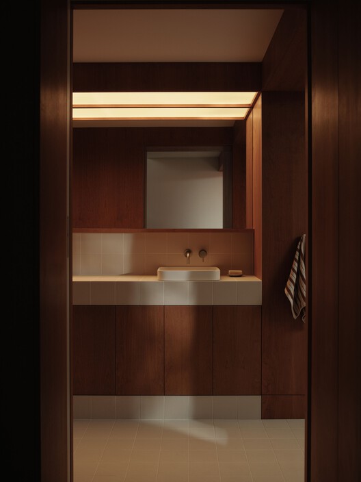 Pine Heath Townhouse / Studio Hagen Hall - Image 28 of 63