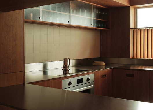 Pine Heath Townhouse / Studio Hagen Hall - Interior Photography, Kitchen, Wood, Countertop