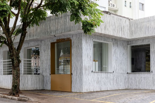 Tempo House / Studio Guilherme Garcia - Exterior Photography, Concrete
