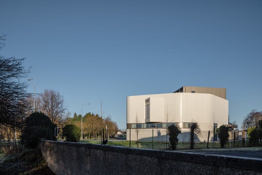 DeValera Library and Suil Gallery / Keith Williams Architects - Exterior Photography, Concrete