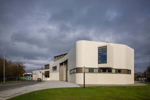 DeValera Library and Suil Gallery / Keith Williams Architects - Exterior Photography, Facade, Concrete