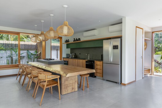 Residência FCAP2 / Pitta Arquitetura - Fotografia de Interiores, Cozinha, Madeira, Bancada, Cadeira