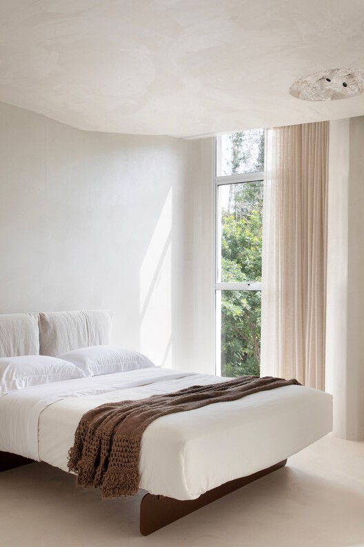 Casa Perene / Studio Guilherme Garcia - Fotografía interior, Dormitorio, Camas