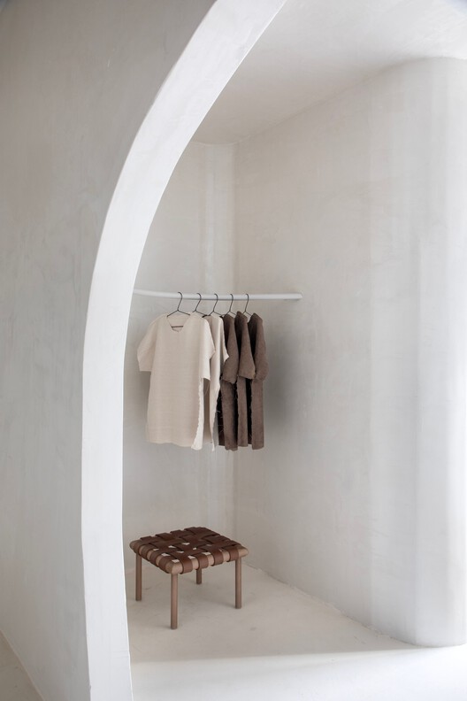 Casa Perene / Studio Guilherme Garcia - Fotografía interior, Armarios, Arco, Concreto