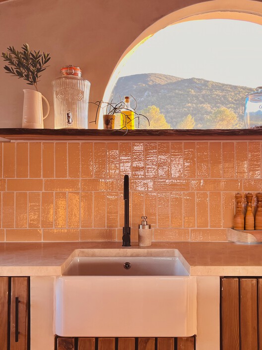 Quinta na Serra / A+Architecture Studio Quinta na Serra / A+Architecture Studio - Fotografia de Interiores, Madeira, Cozinha, Bancada, Pia