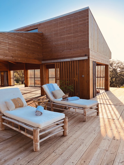 Quinta na Serra / A+Architecture Studio Quinta na Serra / A+Architecture Studio - Imagem 16 de 26