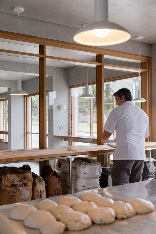 Taller de pan Sphair / Kenji Okabaiasse + Helio Dorta - Fotografía interior, Madera