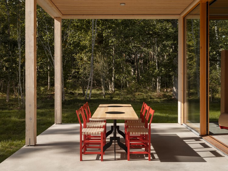 Casa Horsö / BROSS + NICK FLYGT - Fotografia de Interiores, Madeira, Cadeira