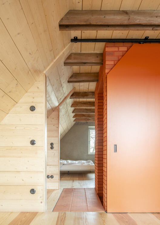Conversión de la Casa del Colono / Kloepfel Zeimer Architekten - Imagen 12 de 25