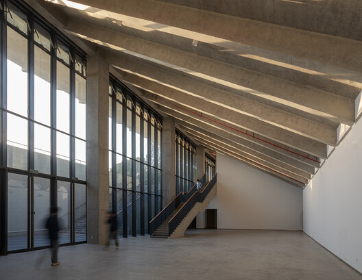 Edifício Yijia da Universidade de Tongji / TJAD Atelier L+ - Imagem 21 de 42