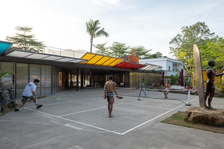 Earth-Hugging Duke Plaza / Edge Architects - Exterior Photography