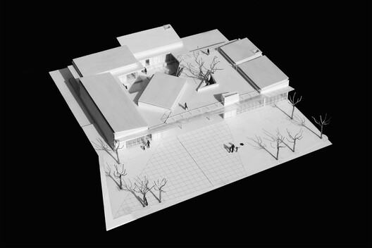 Earth-Hugging Duke Plaza / Edge Architects - Image 34 of 34