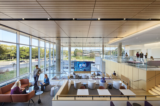 Element Labs at University Research Park / Perkins&Will - Interior Photography, Kitchen, Glass, Chair