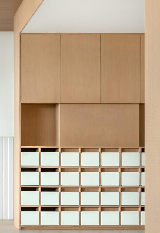 四川天府新区麓湖幼儿园（北区） / 天仝建筑 - 室内图, 壁橱, 木头