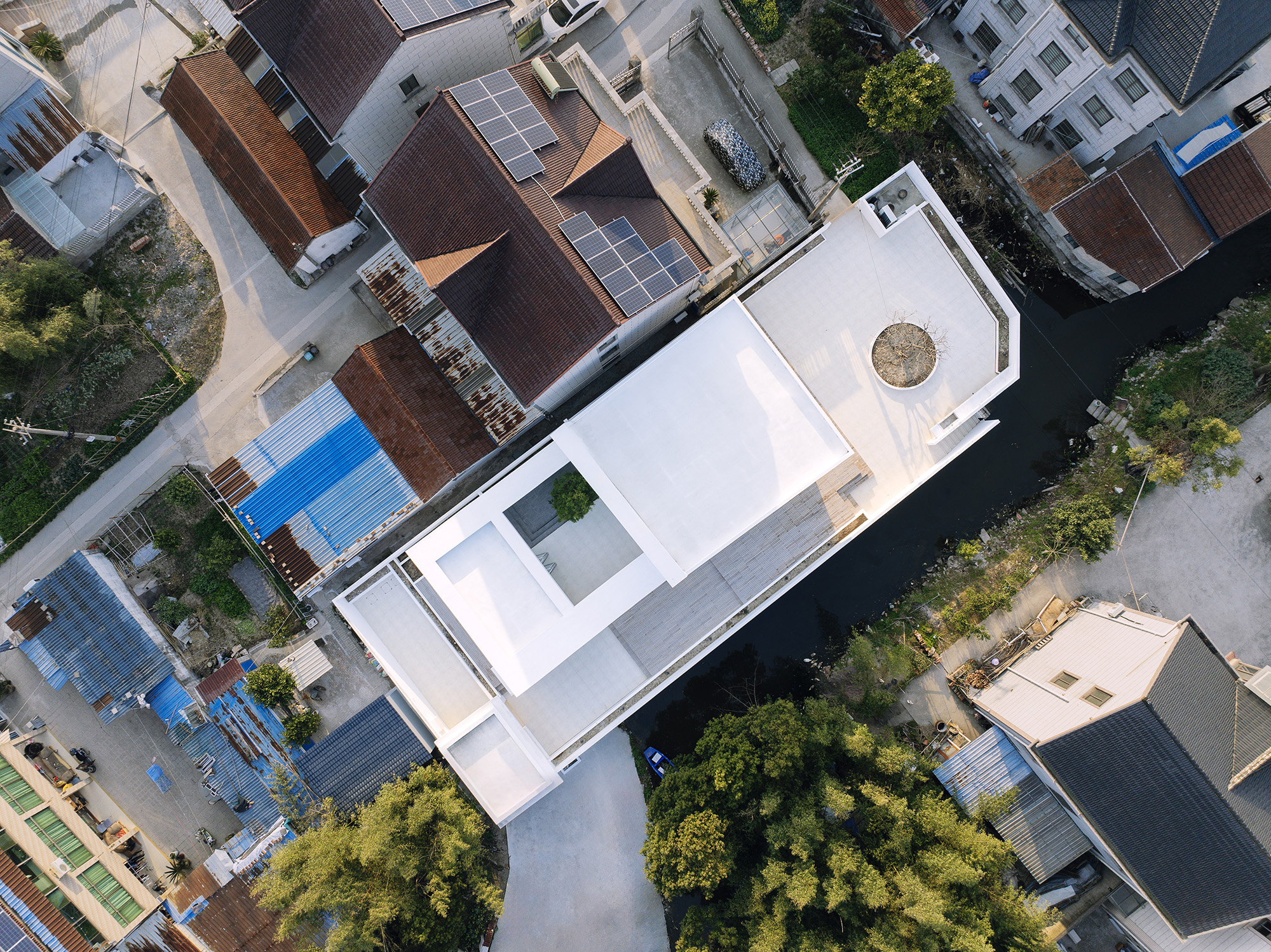 画廊 Q宅 / 元秀万建筑事务所 - 28