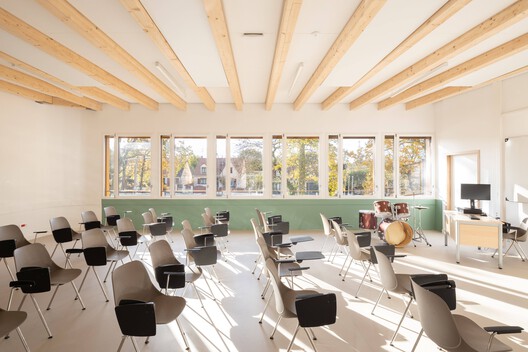 Claudine Hermann Secondary School / Ameller Dubois - Interior Photography, Wood, Chair, Table
