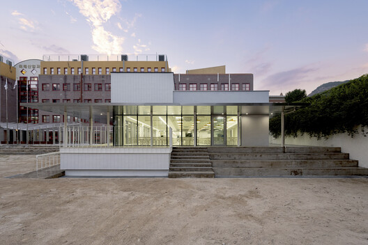 Mirae High School of Science & Technology Cafeteria Extension  / Bare Ground Architects - Image 28 of 36