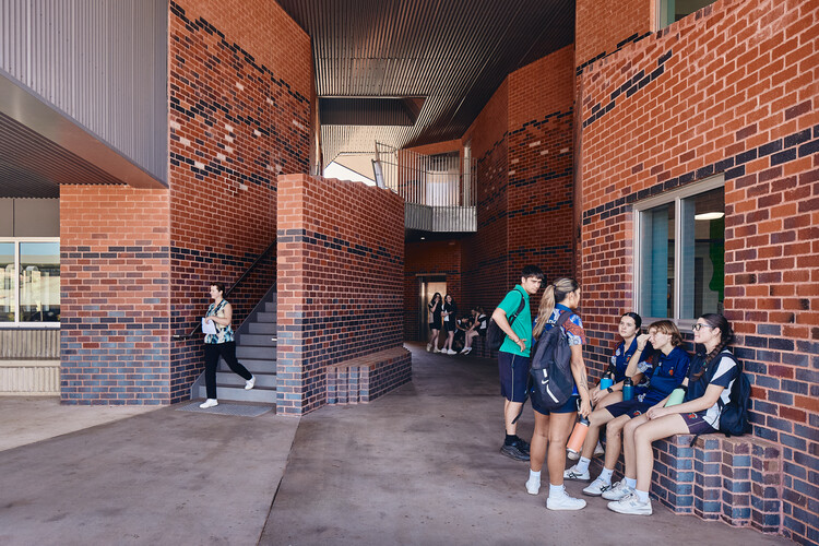 Espaços de Aprendizagem Técnica da Escola de Karratha / iredale pedersen hook architects - Fotografia de Interiores