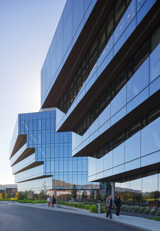 Healthpeak Properties Vantage Campus / Flad Architects - Exterior Photography, Facade