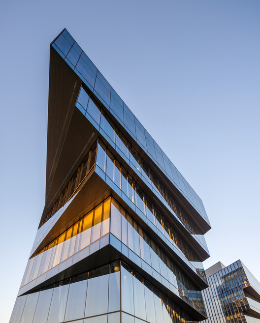 Healthpeak Properties Vantage Campus / Flad Architects - Exterior Photography, Glass