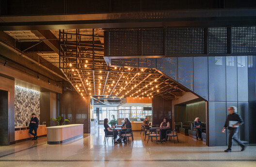 Healthpeak Properties Vantage Campus / Flad Architects - Interior Photography