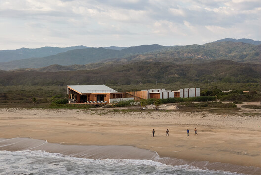 Casa Kani Ini / TAC Taller Alberto Calleja - Imagen 8 de 16
