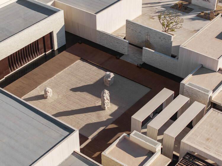 Nobu Hotel Los Cabos / WATG + Studio PCH - Fotografía interior, Escaleras, Concreto