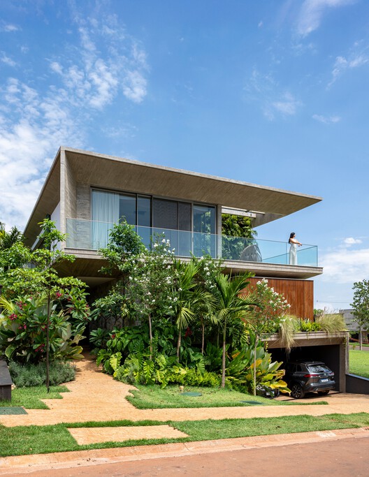 Casa Piracicaba / Urbem Arquitetura - Fotografía exterior, Balcón, Jardín