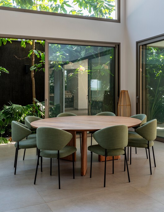 Casa Piracicaba / Urbem Arquitetura - Fotografía interior, Comedor, Mesas, Sillas