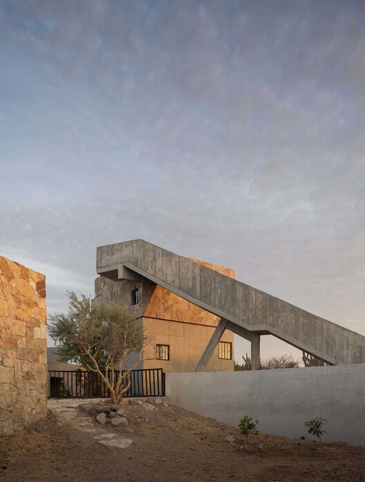 Casa La Paz / Ludwig Godefroy Architecture - Imagen 7 de 21