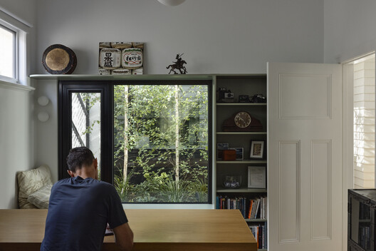 Clarke House / Austin Maynard Architects - Interior Photography, Wood, Shelving, Lighting, Glass
