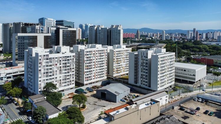 PPP Habitacional Usina de Asfalto / Biselli Katchborian Arquitetos - Fotografia de Exterior, Fachada, Urbano