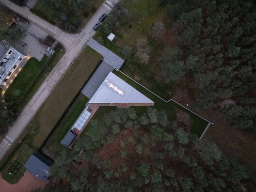 Casa en Vilnius / Architectural Bureau G.Natkevicius & Partners - Imagen 19 de 27