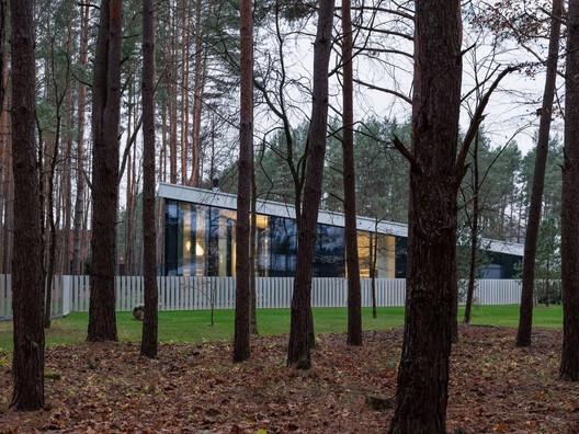 Casa en Vilnius / Architectural Bureau G.Natkevicius & Partners - Imagen 9 de 27