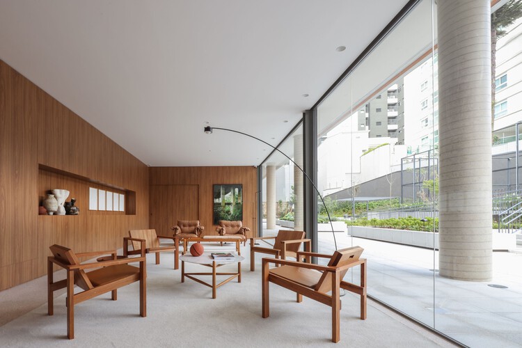 Edifício Jardim / Arquea Arquitetos - Fotografia de Interiores, Sala de Jantar, Madeira, Mesa, Cadeira
