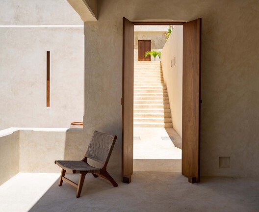 House E / Studio 1:1 Design - Interior Photography, Wood, Concrete, Stairs