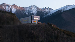 梅里泊度酒店 / BUZZ建筑事务所