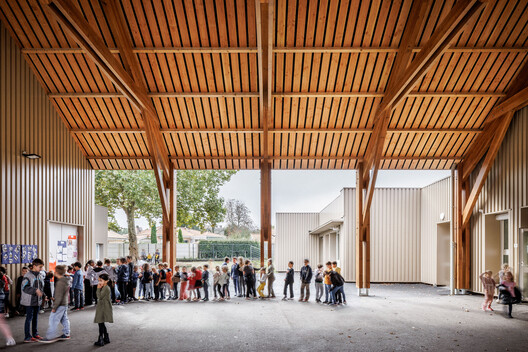 School Group Cap de Bos / BPM Architectes - Interior Photography